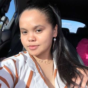 Meet your Posher, Bernadette